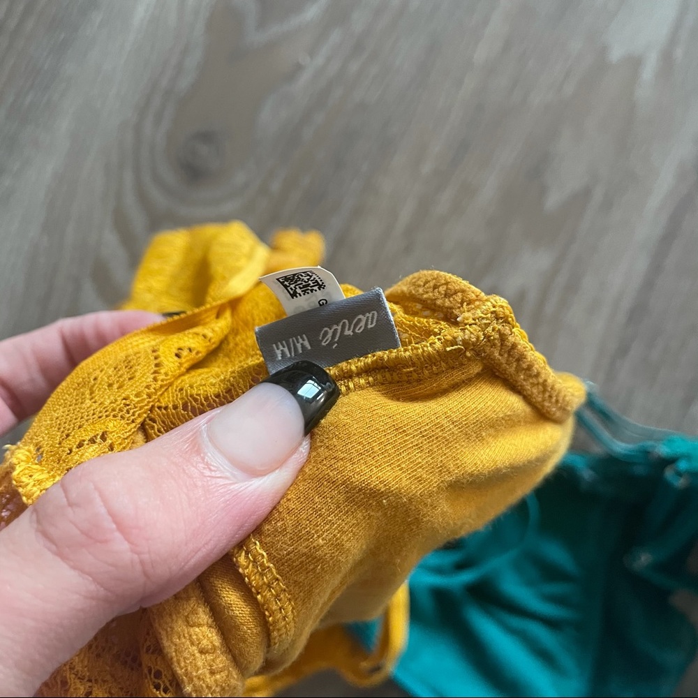 Set of 2 Aerie Bralette - Picture 3 of 3